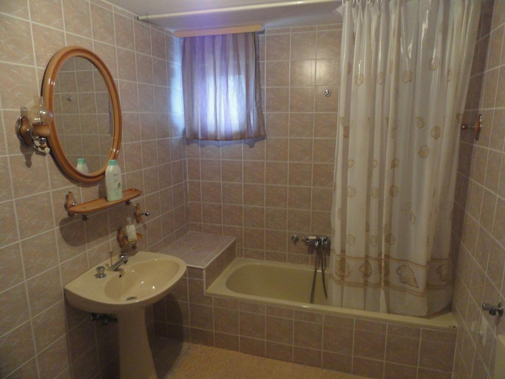 Apartma Skubin Apartamento Kobarid Habitación foto